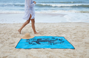 Sand Repellent Beach Blankets